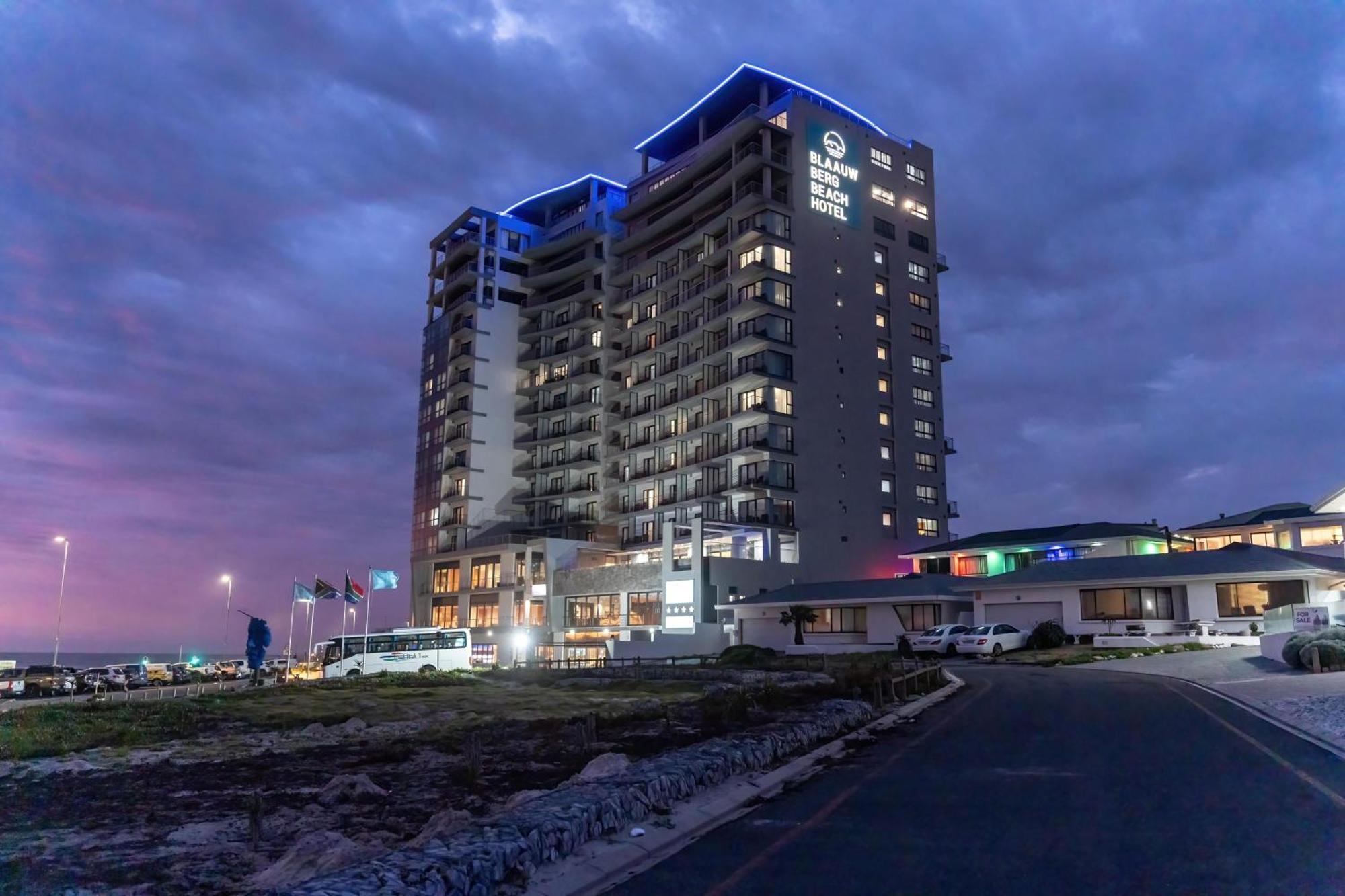 Blaauwberg Beach Hotel Блуберґстранд Екстер'єр фото