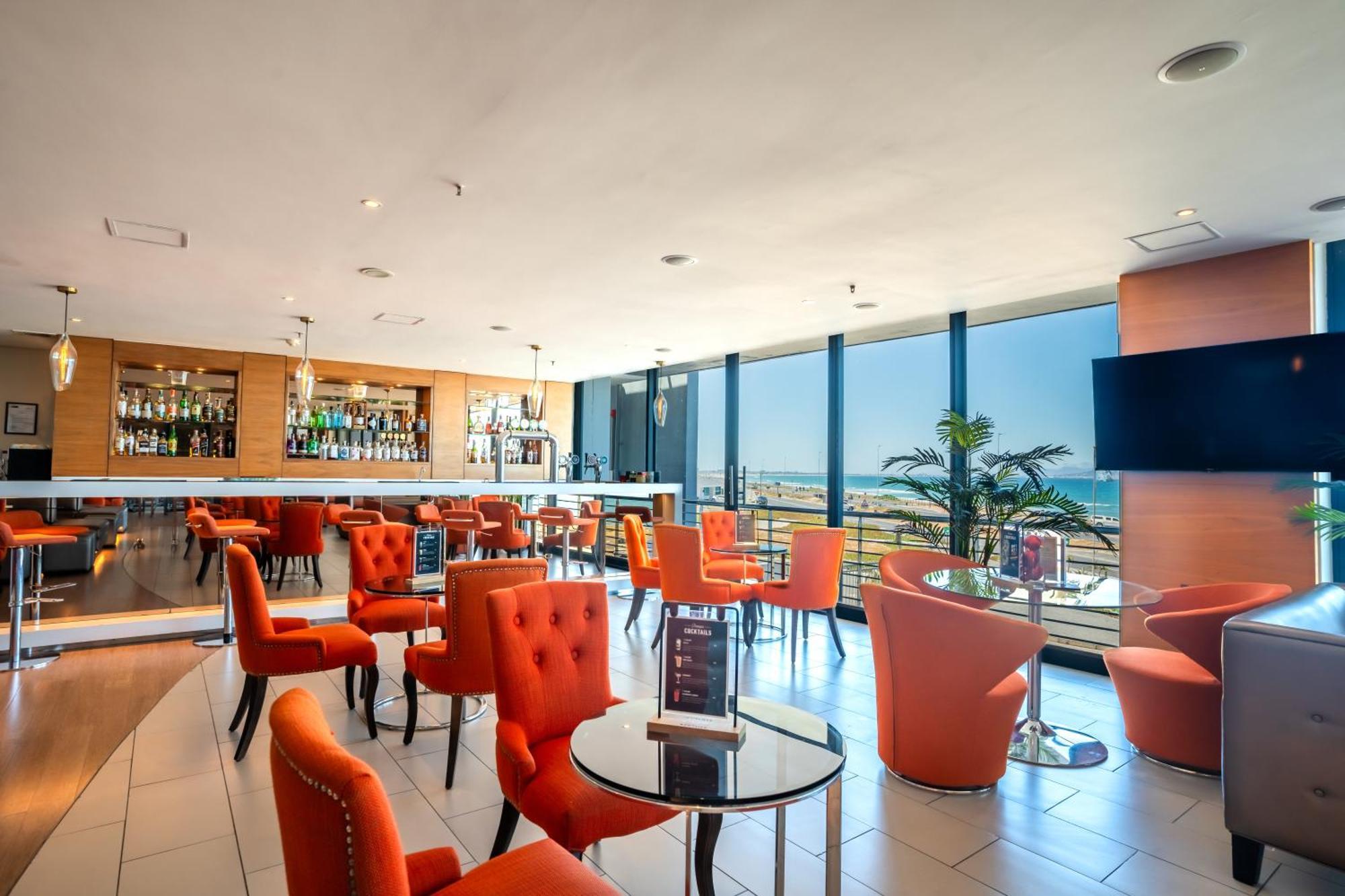 Blaauwberg Beach Hotel Блуберґстранд Екстер'єр фото